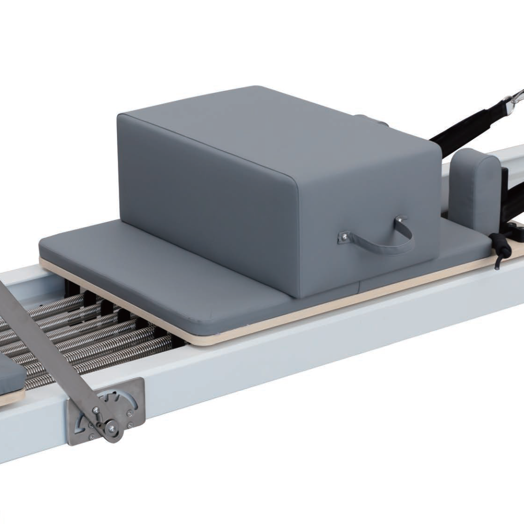 Aluminium reformer white with Grey Apholstery (PRE ORDER